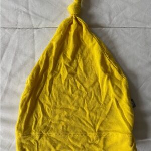 Knotted Baby Hats (2)